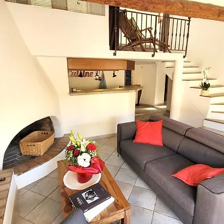 Apartment Ze Perfect Place - De Charme Nicois - 2 Chb & 2 Sdb - Ac - Terrasse - Vieux *